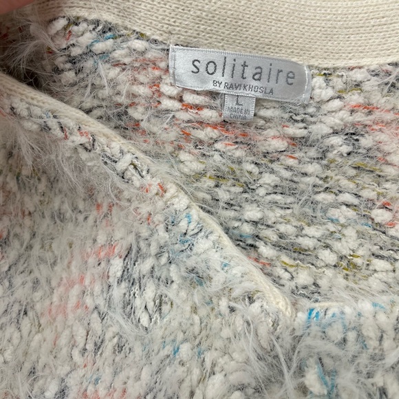 Solitaire cardigan size large - Picture 8 of 10